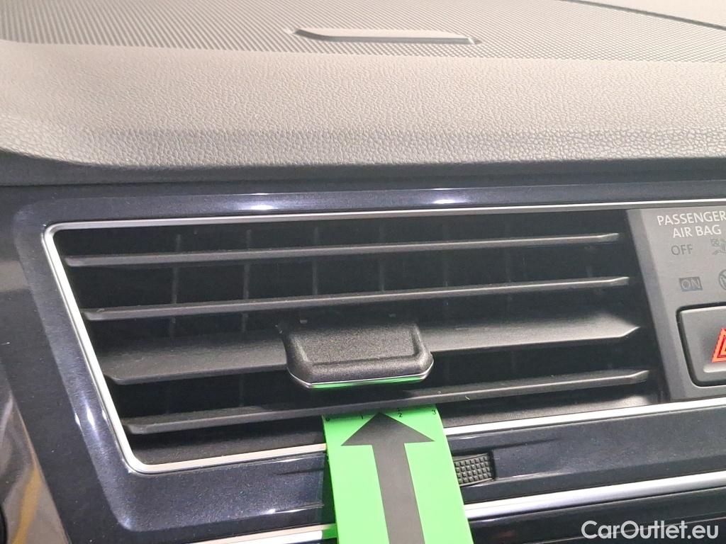  Volkswagen  Tiguan Life 2.0 TDI 150CP DSG 4Motion #6