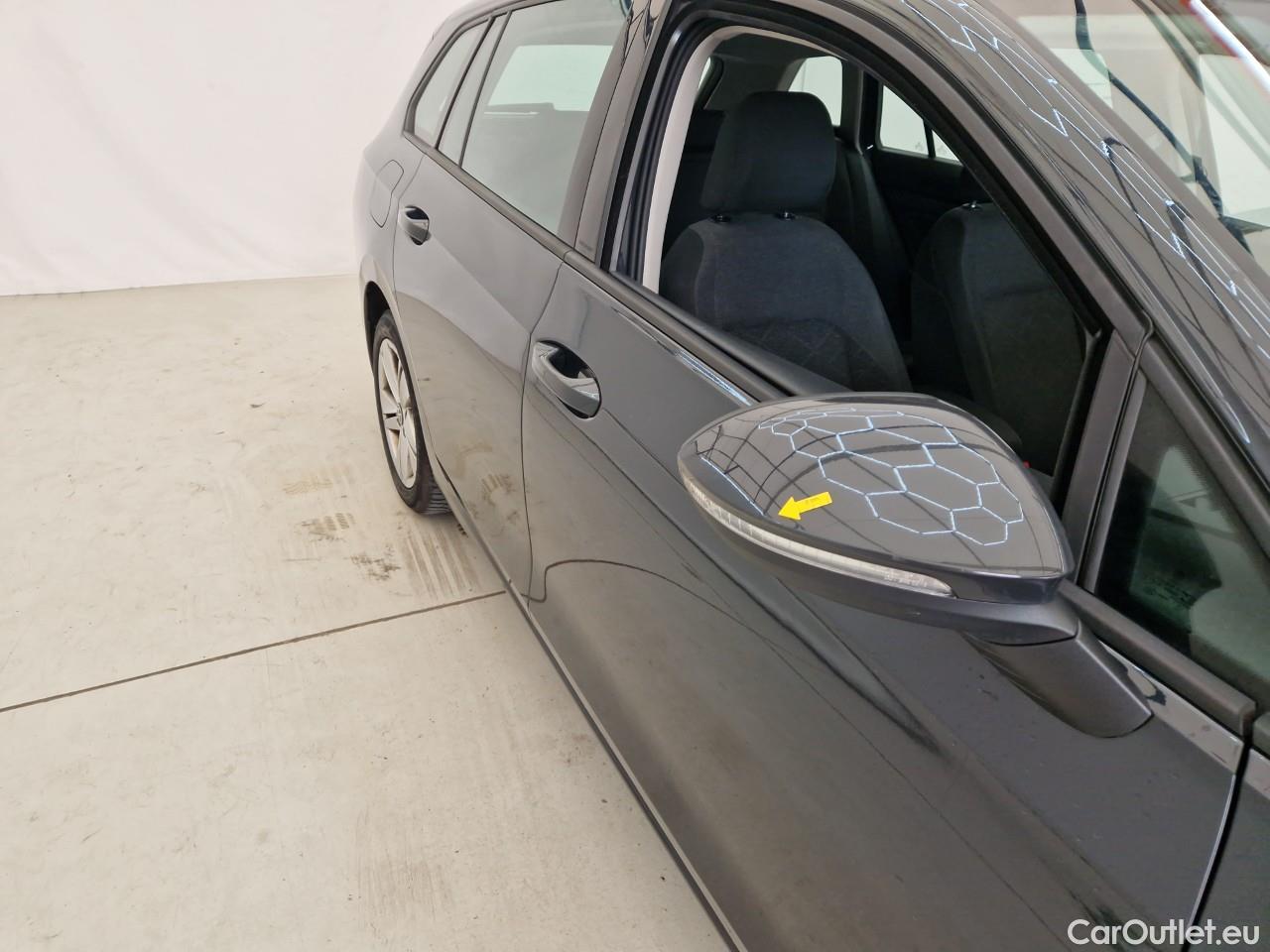  Volkswagen  Golf  2.0 TDI 116HP DSG Life Variant #22
