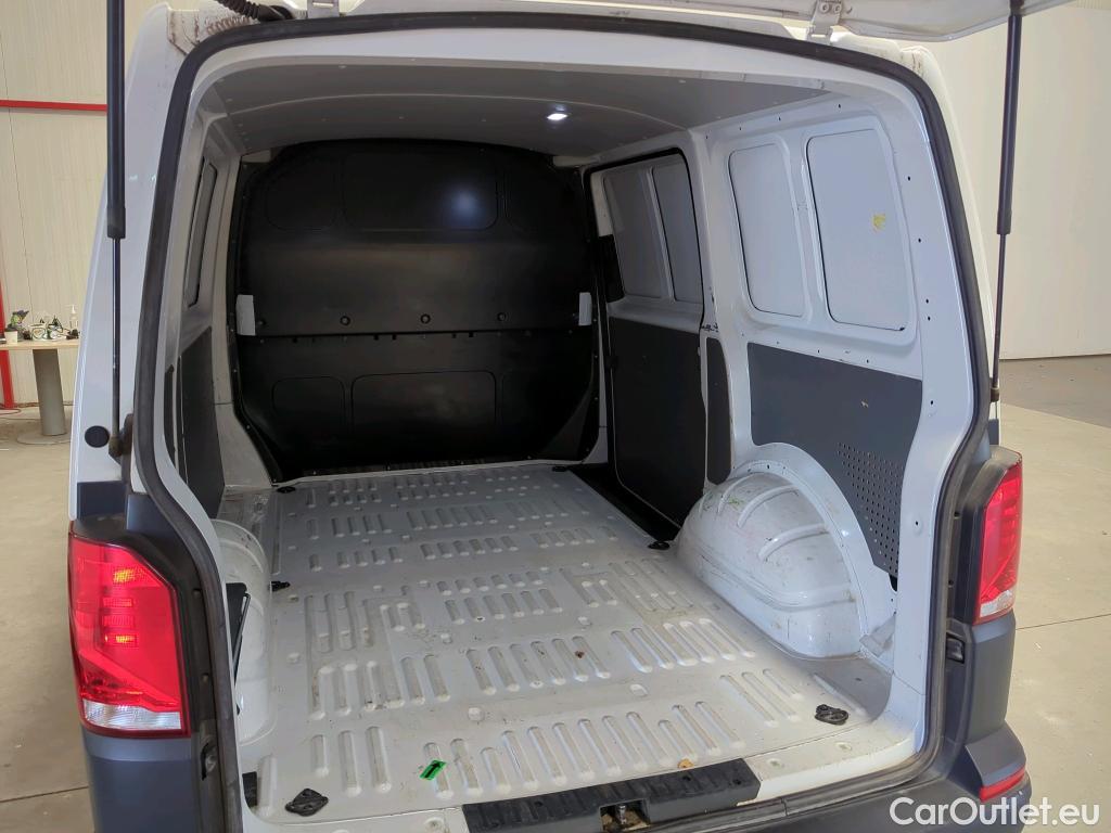  Volkswagen  Transporter KR 2.0 TDI 81KW #37