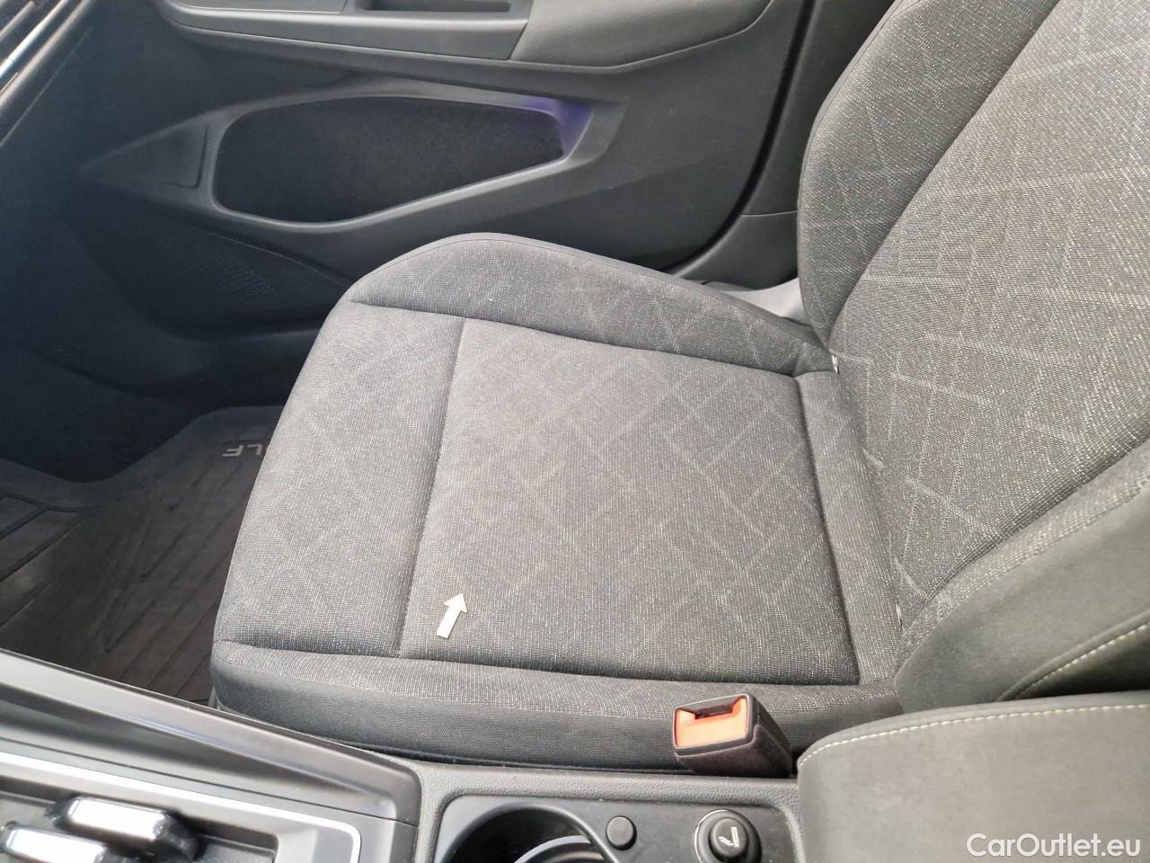  Volkswagen  Golf  2.0 TDI 116HP DSG Life Variant #52