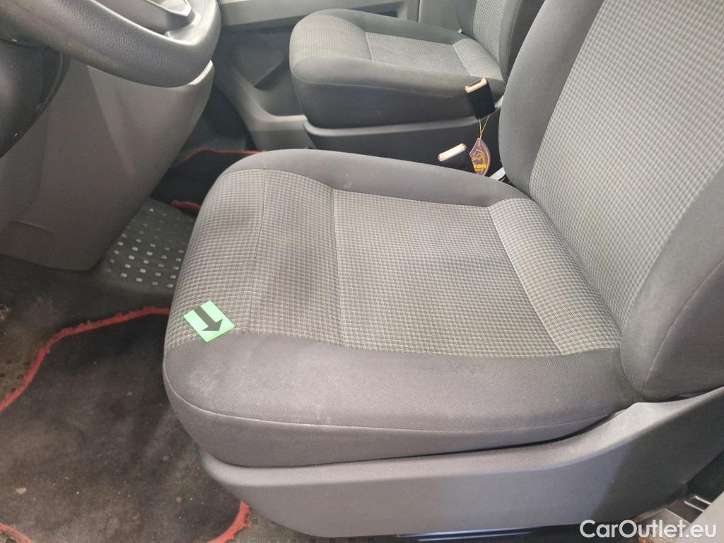  Volkswagen  Transporter KR 2.0 TDI 81KW #17