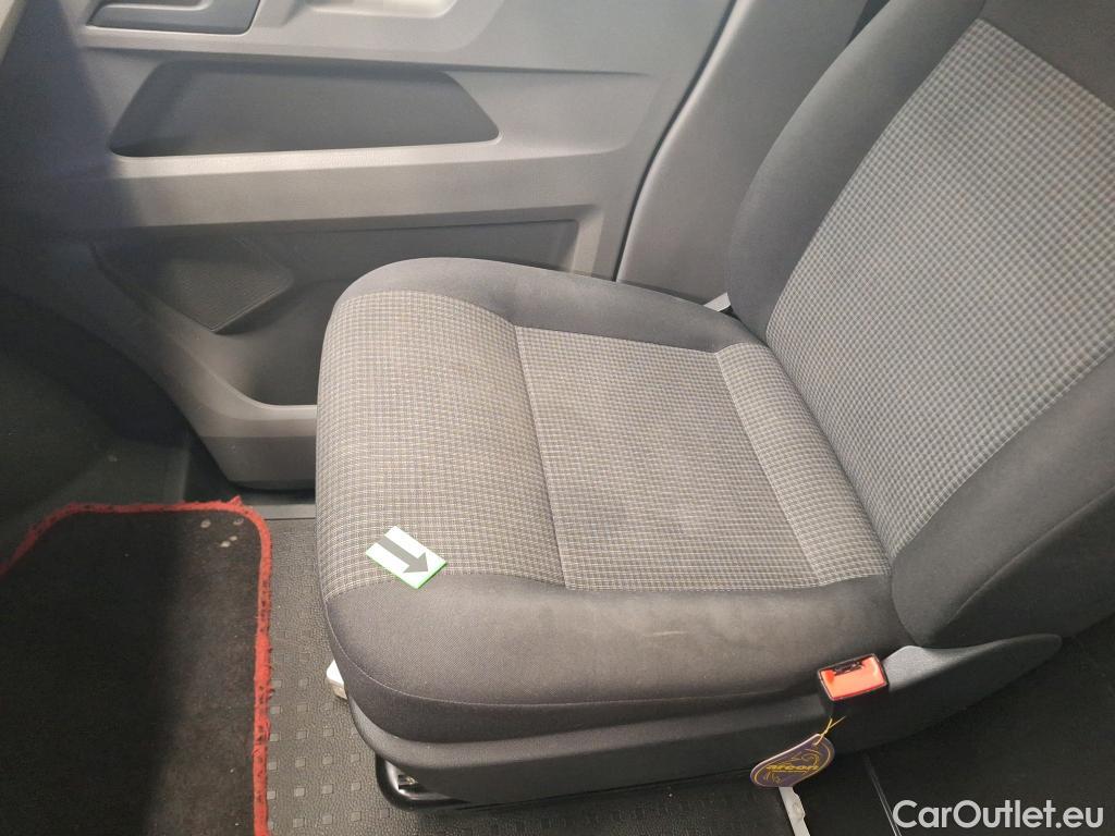  Volkswagen  Transporter KR 2.0 TDI 81KW #19
