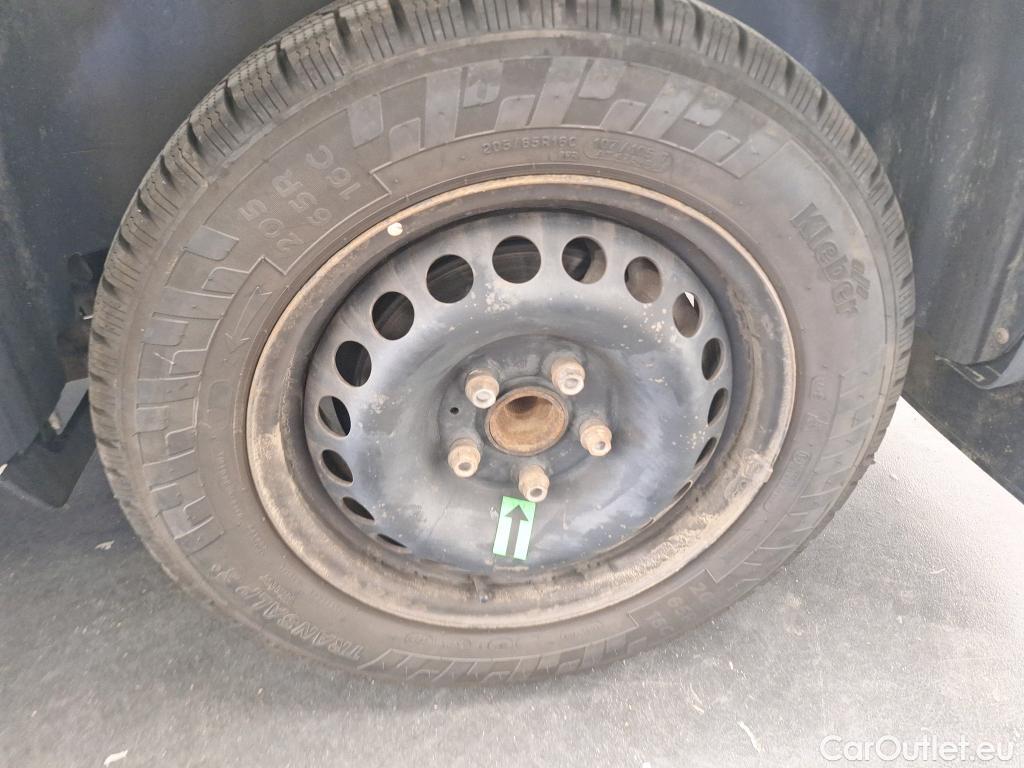  Volkswagen  Transporter KR 2.0 TDI 81KW #7