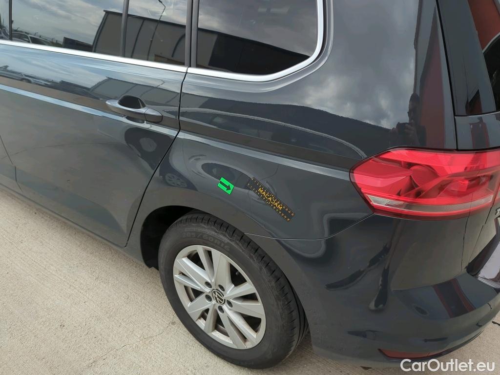  Volkswagen  Touran 1.5 TSI 150CP Highline DSG #23