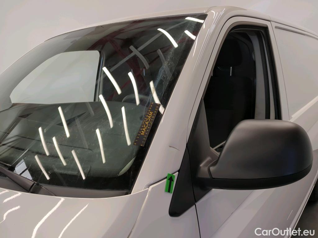  Volkswagen  Transporter KR 2.0 TDI 81KW #24