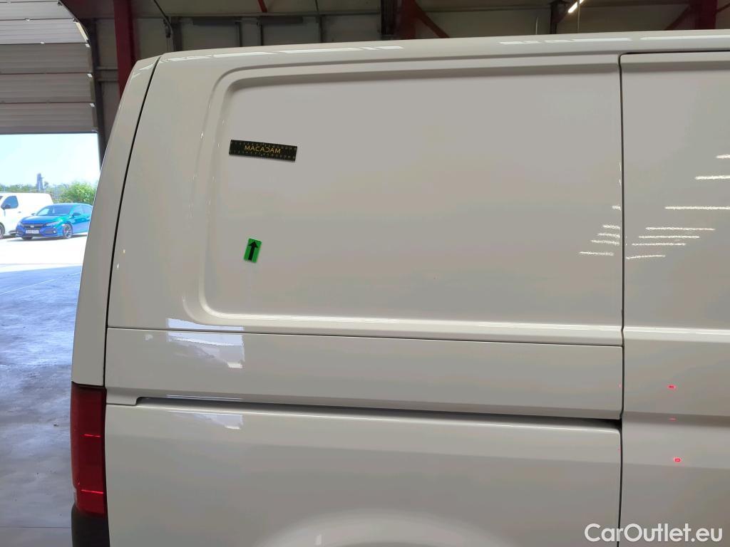  Volkswagen  Transporter KR 2.0 TDI 81KW #19