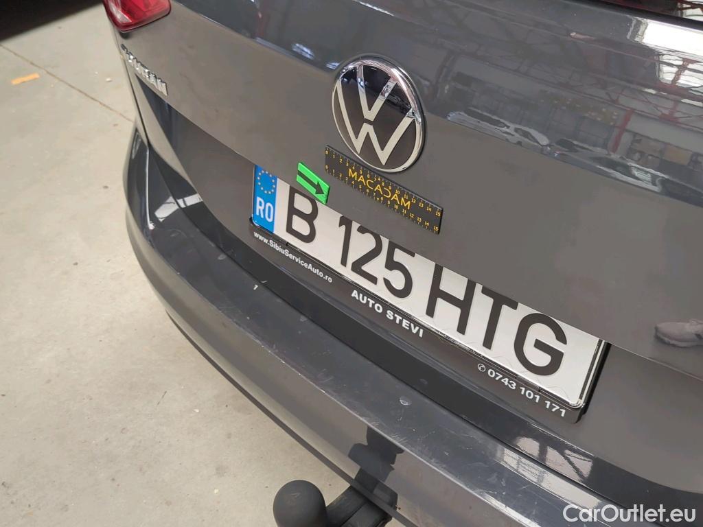  Volkswagen  Touran 1.5 TSI 150CP Highline DSG #18