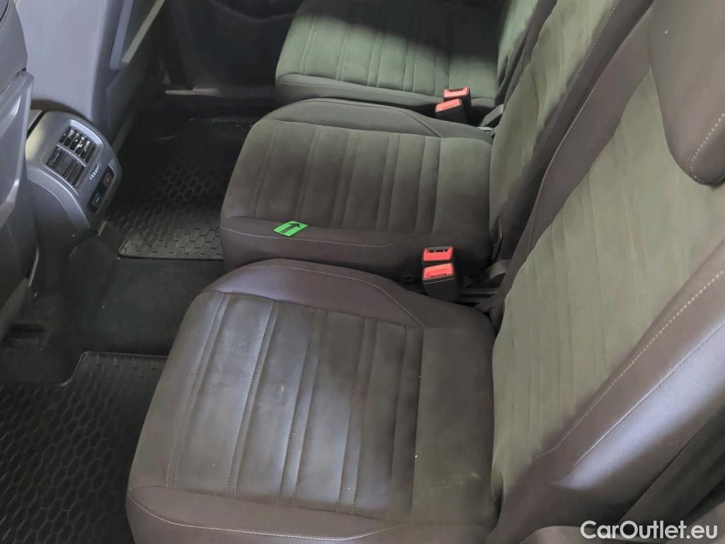  Volkswagen  Touran 1.5 TSI 150CP Highline DSG #20