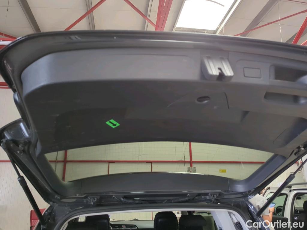  Volkswagen  Touran 1.5 TSI 150CP Highline DSG #25