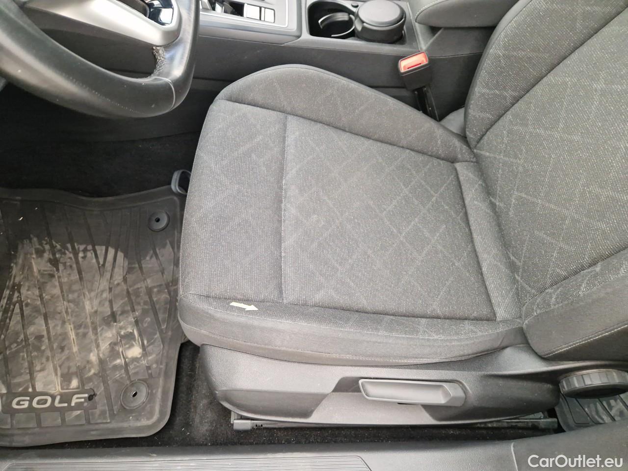 Volkswagen  Golf  2.0 TDI 116HP DSG Life Variant #47