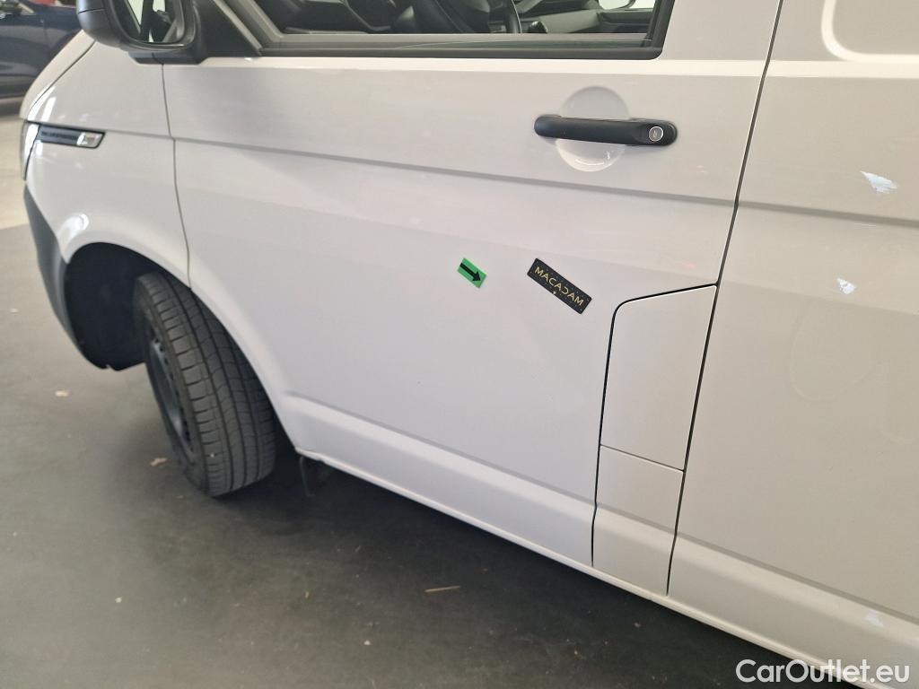  Volkswagen  Transporter KR 2.0 TDI 81KW #1