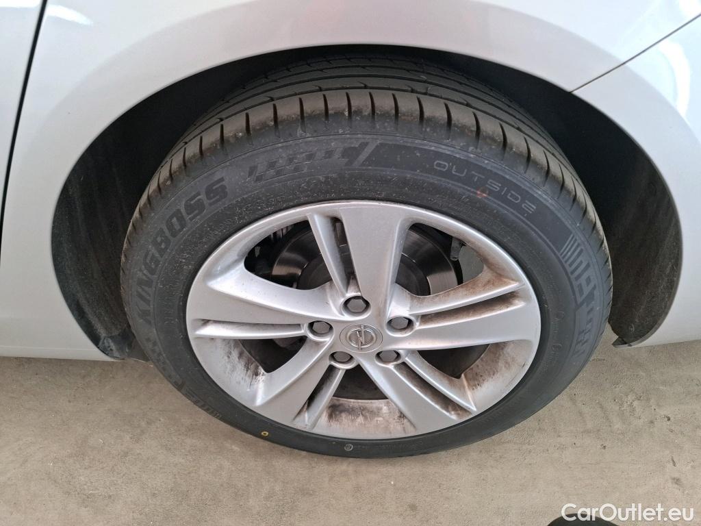  Opel  Insignia  B Sports Tourer Business Elegance 1.5 120CV BVA8 E6d #3
