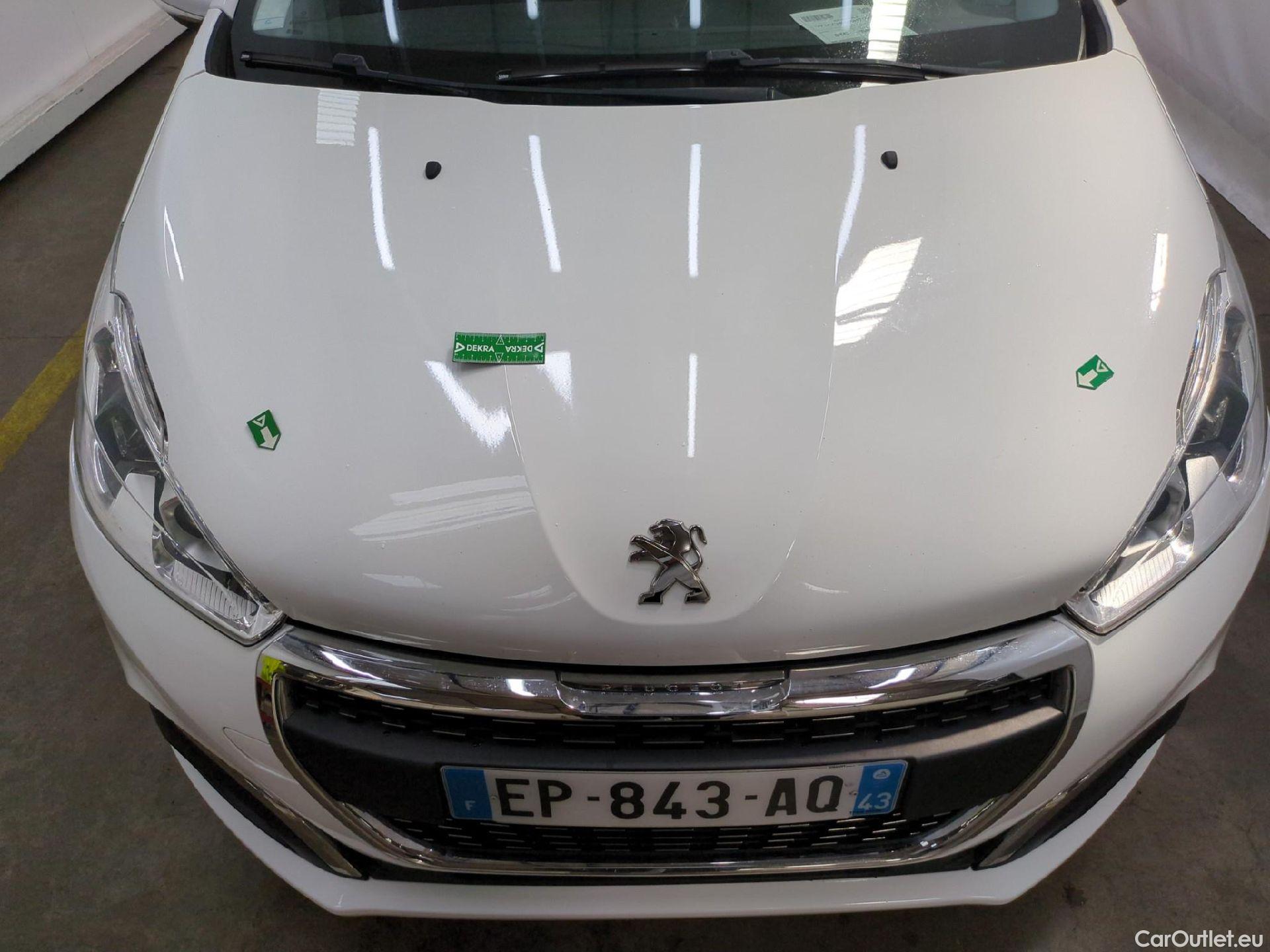 Peugeot  208  Allure Business 1.2 PureTech 110CV BVM5 E6 / VH SUR PARC #13