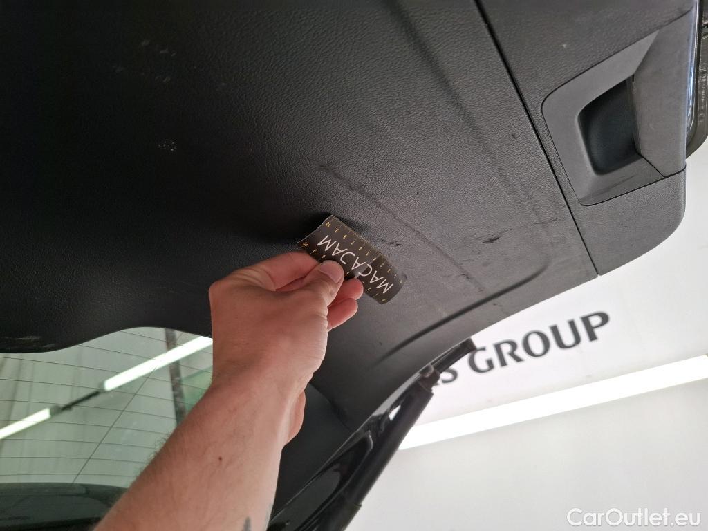  Mercedes  GLB MERCEDES-BENZ  / 2019 / 5P / SUV  200 d AMG Line #10