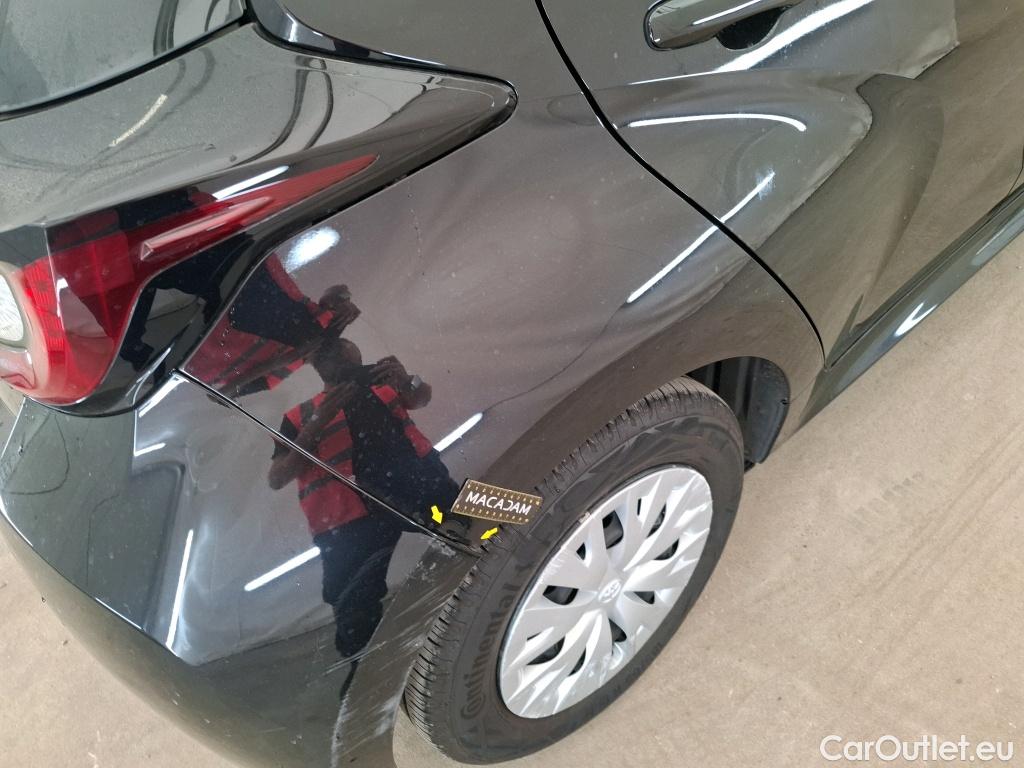  Toyota  Yaris TOYOTA  Hybride / 2019 / 5P / Berline Hybride 116h France Business Stage Acad #1