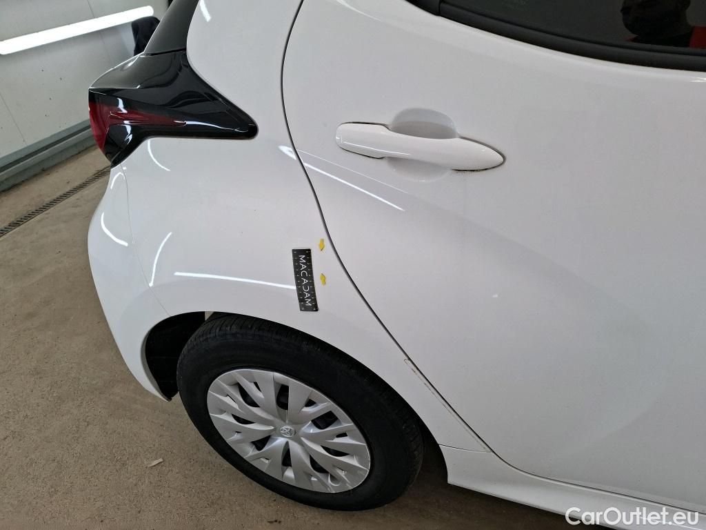  Toyota  Yaris TOYOTA  Hybride / 2019 / 5P / Berline Hybride 116h Dynamic Business Stage Acad #7