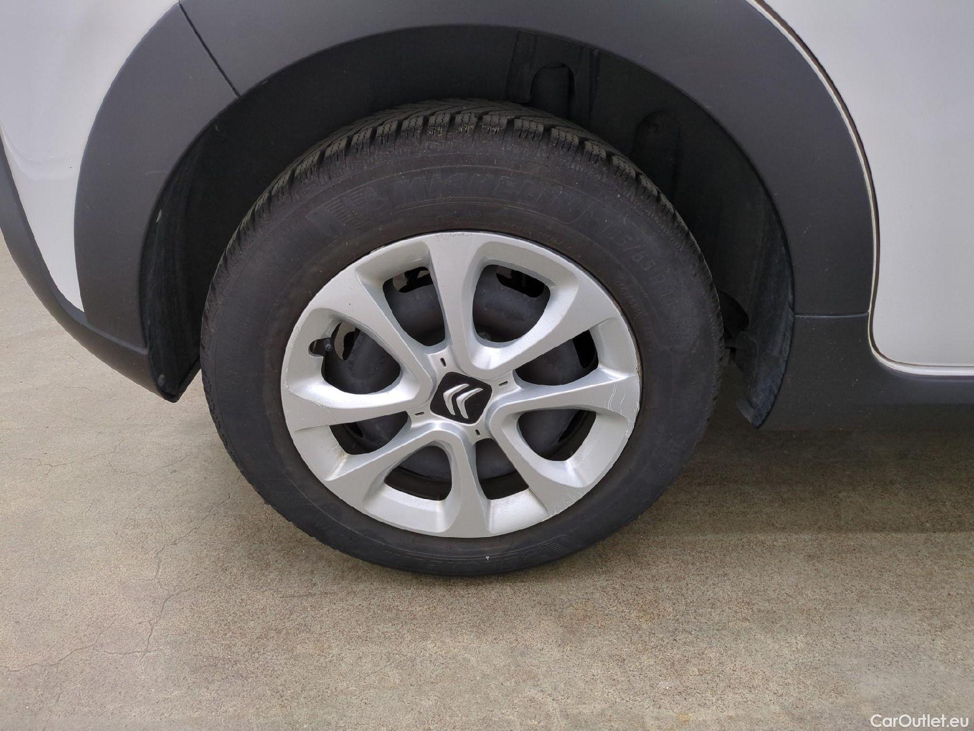  Citroen  C3  Société Feel 1.5 BlueHDI 100CV BVM6 E6dT #7