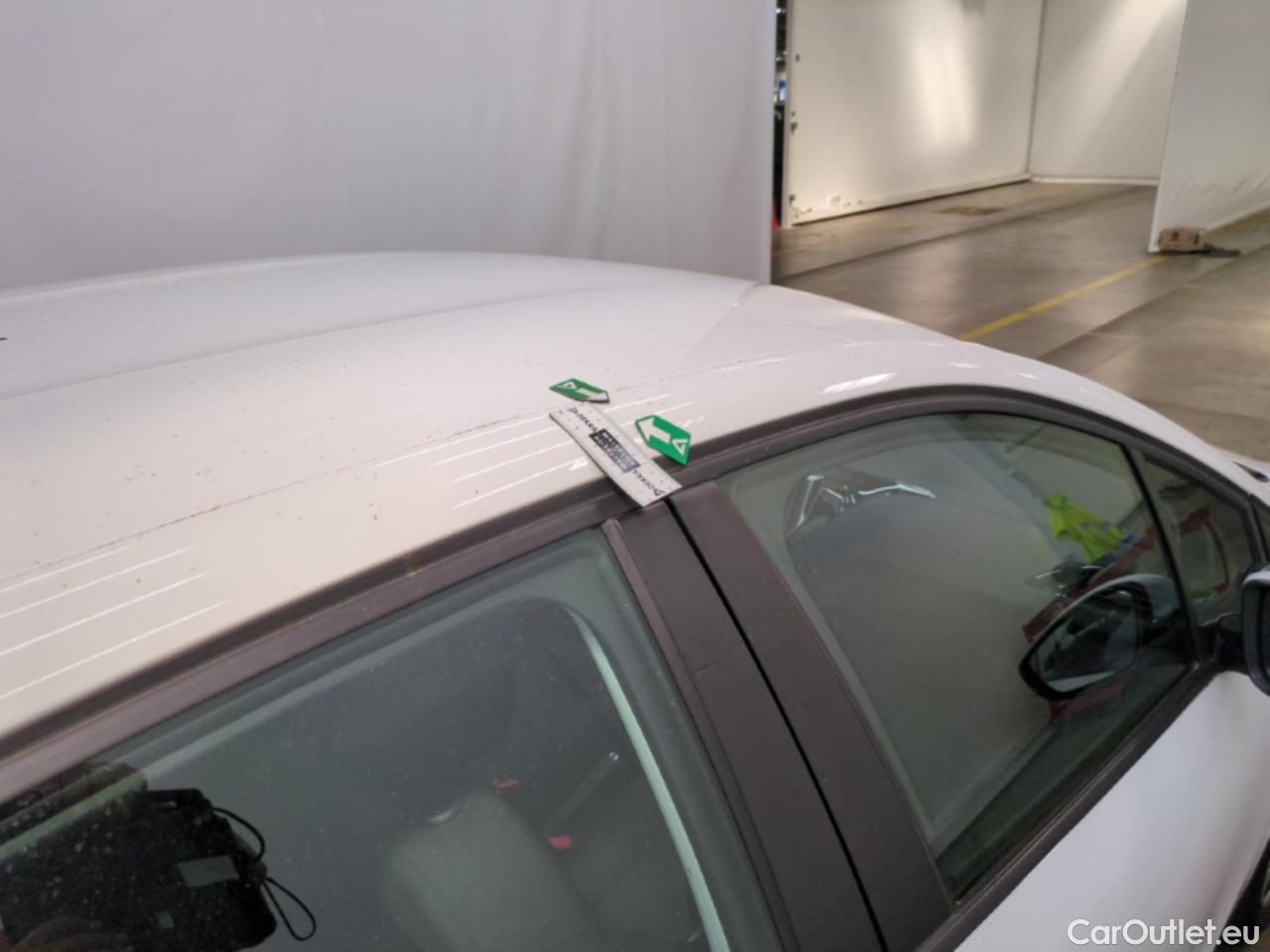  Peugeot  208  Affaire Premium Pack 1.2 80CV BVM5 E6dT #12