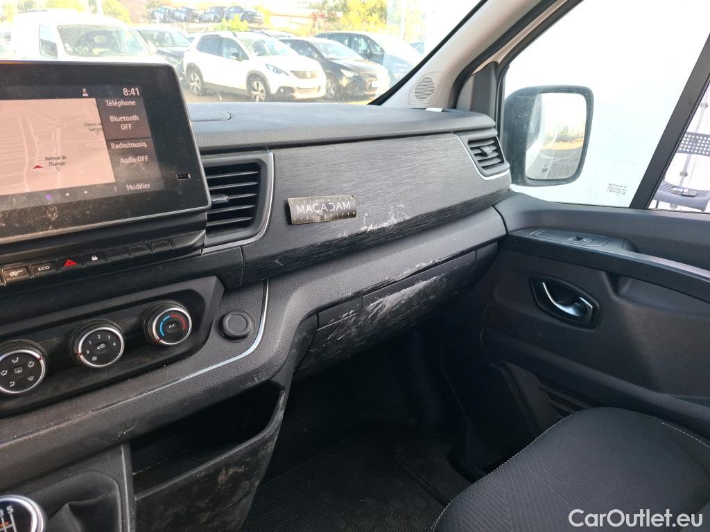  Renault  Trafic  III Fourgon L2H1 3T Grand Confort 2.0 dCi 130CV BVM6 E6d / VH SUR PARC #52