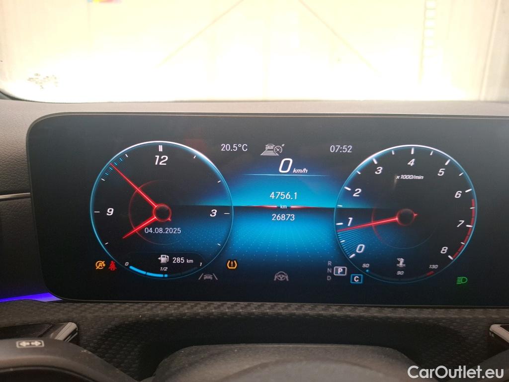  Mercedes  A-Klasse MERCEDES-BENZ Classe A Compact / 2018 / 5P / Berline A 200 Business Line 7G-DCT #18