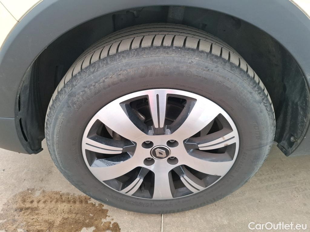  Renault  Captur  Business 0.9 TCe 90CV BVM5 E6 / TRANSFO VP/VF #32