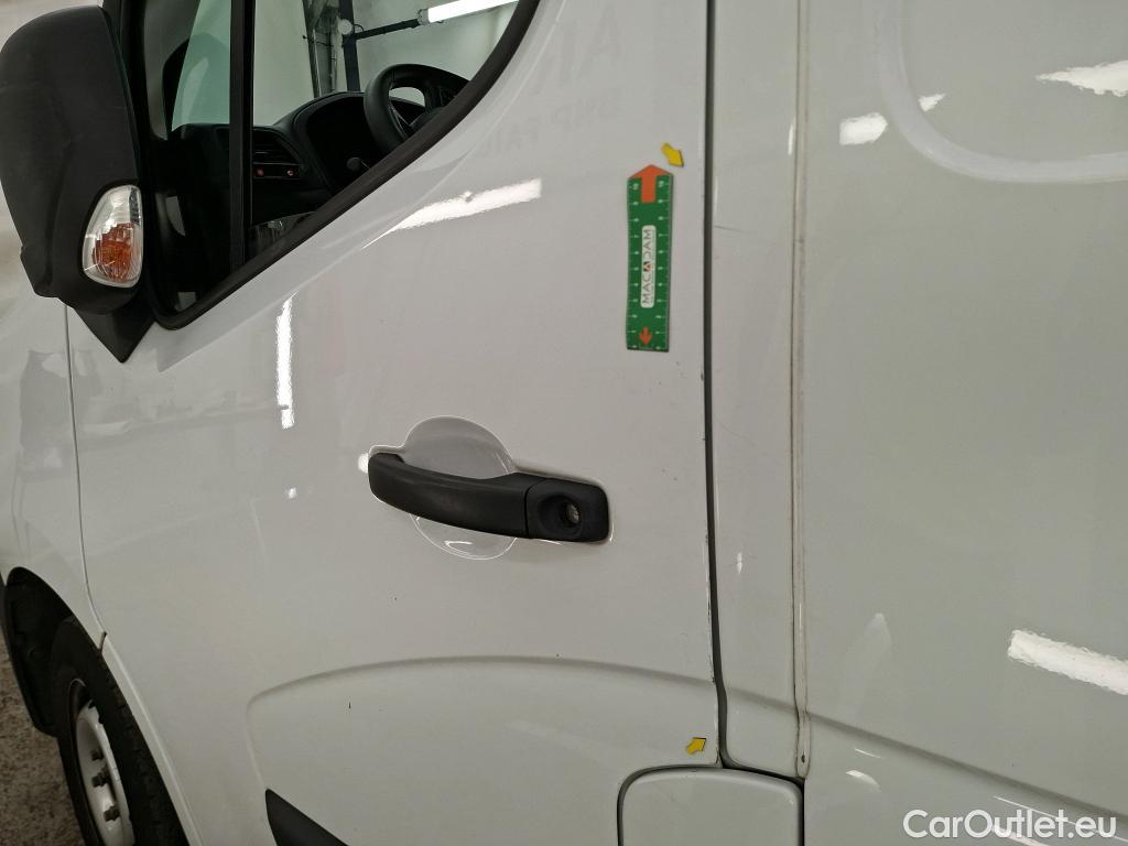  Renault  Master  III Fourgon L2H2 3 5 Confort dCi 135CV BVM6 E6dT #9