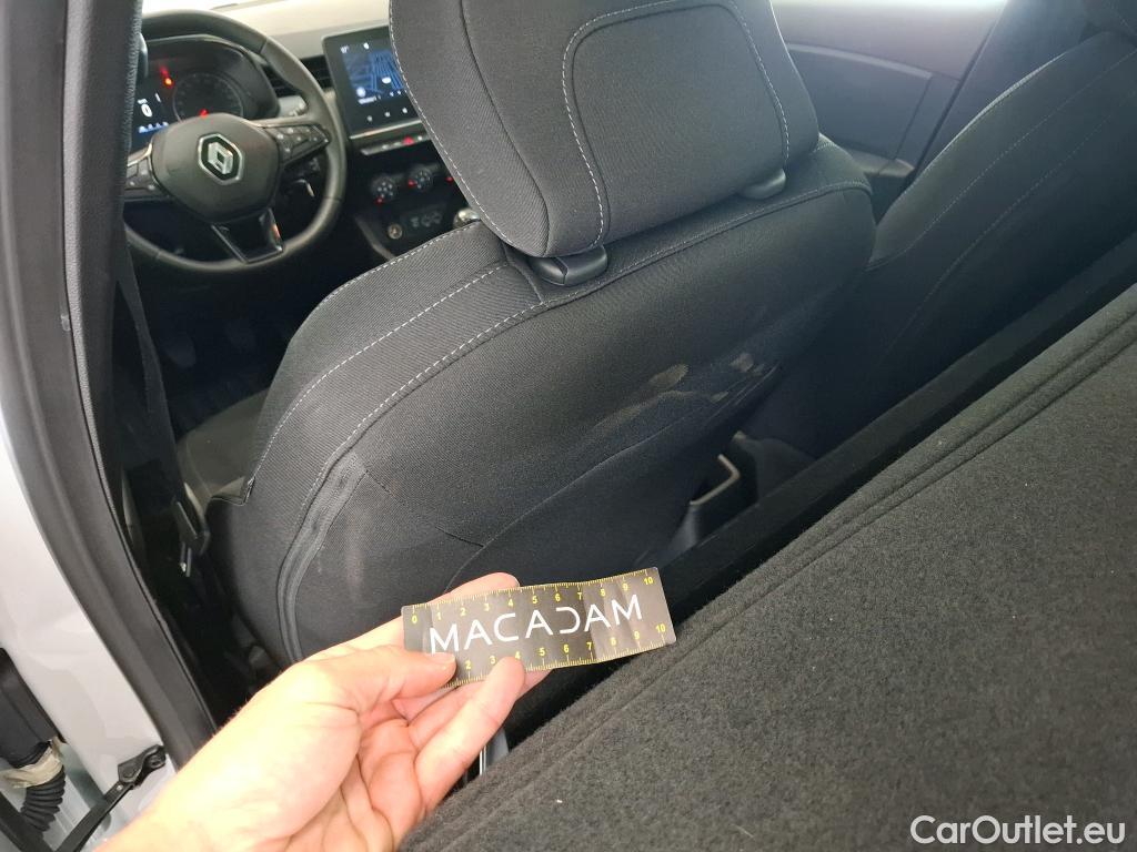  Renault  Clio RENAULT  Société VU 5p Berline Air Medianav dCi 90 #18