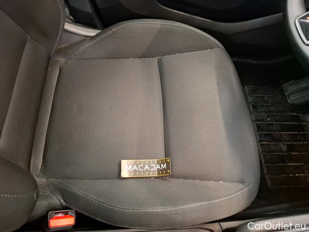  Renault  Clio RENAULT  Société VU 5p Berline Air Medianav dCi 90 #17