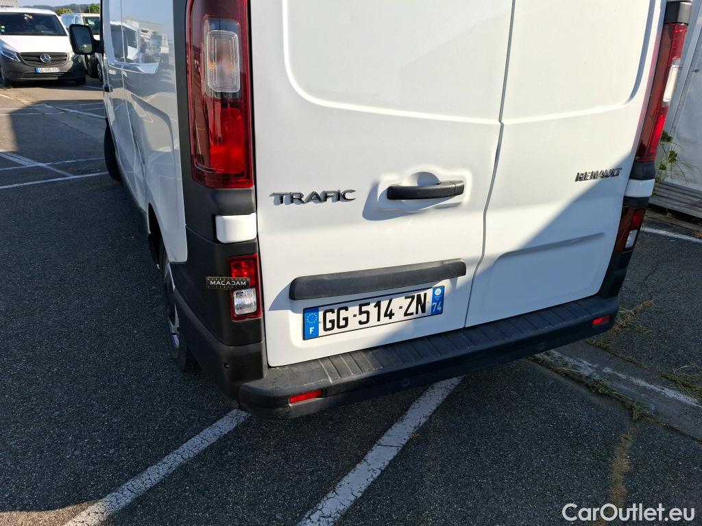  Renault  Trafic  III Fourgon L2H1 3T Grand Confort 2.0 dCi 130CV BVM6 E6d / VH SUR PARC #31
