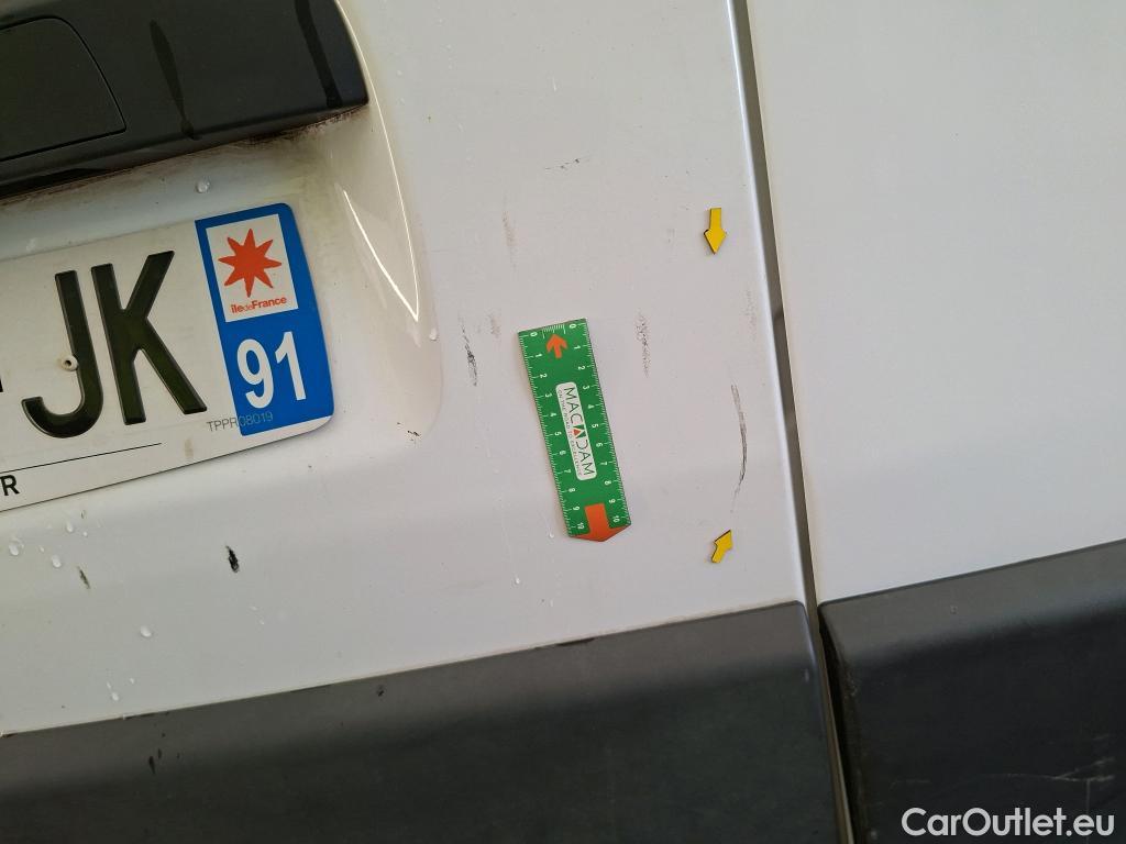  Renault  Master  III Fourgon L2H2 3 5 Confort dCi 135CV BVM6 E6dT #14