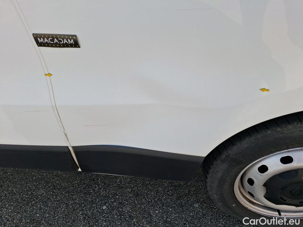  Renault  Trafic  III Fourgon L2H1 3T Grand Confort 2.0 dCi 130CV BVM6 E6d / VH SUR PARC #2