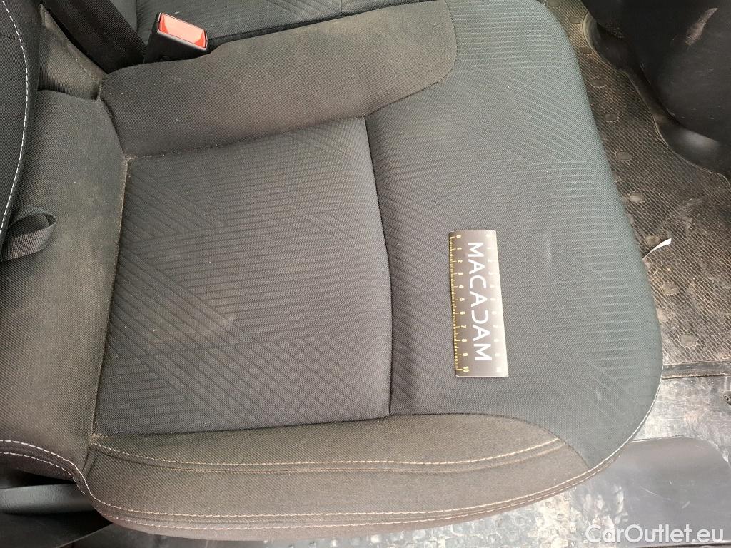  Renault  Trafic  III Fourgon Grand Confort L1H1 1200 1.6 dCi 145CV BVA6 E6dT #11