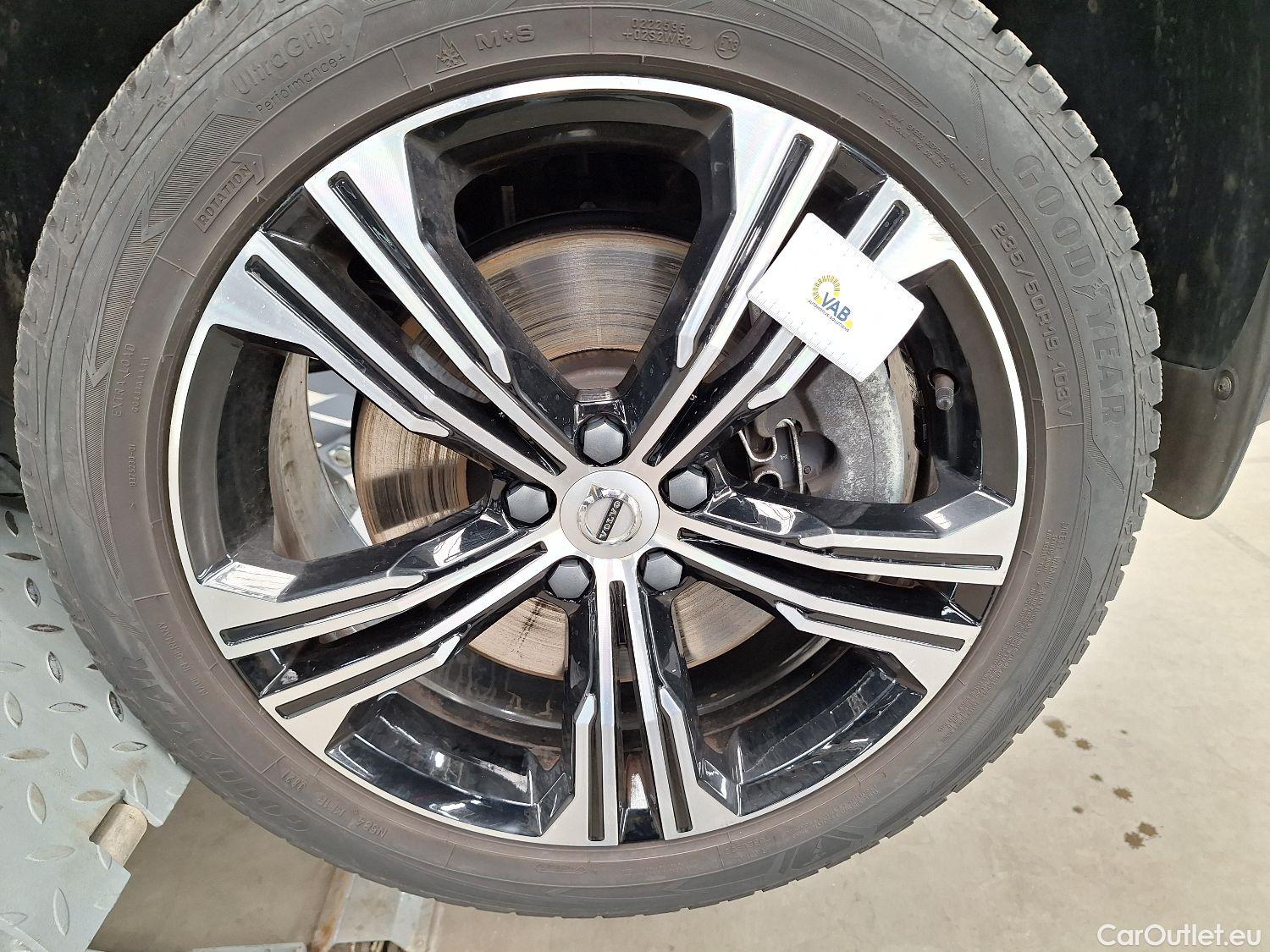  Volvo  XC 40 Volvo, XC40 '17, Volvo XC40 T5 Recharge Geartronic Inscription 5d #1