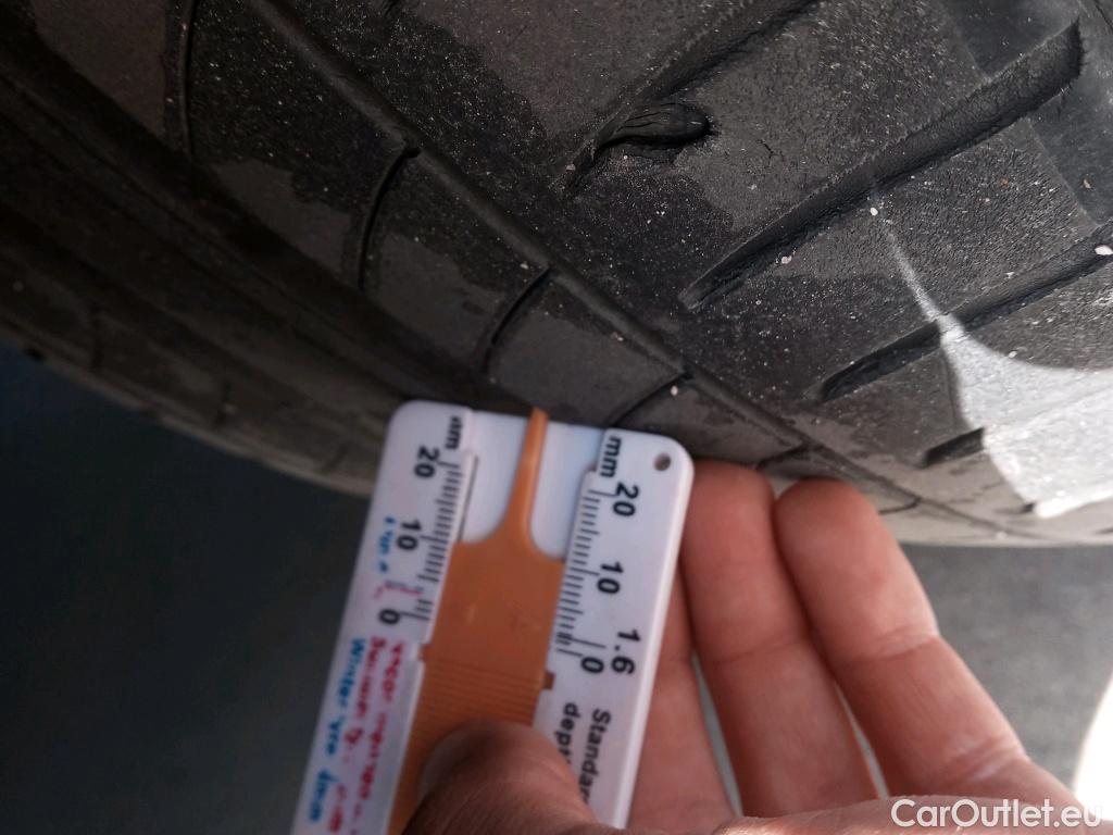  Bmw  X1 BMW  / 2015 / 5P / todoterreno sDrive18dA Business (AC) #4