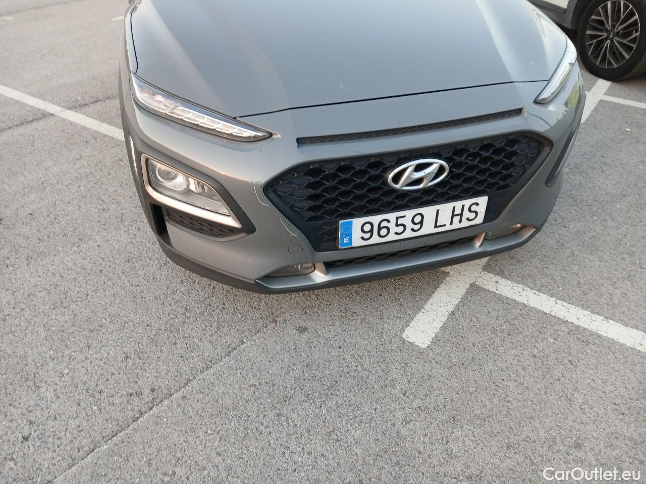  Hyundai  Konna HYUNDAI Kona / 2017 / 5P / todoterreno 1.6 GDI HEV Klass DT #4