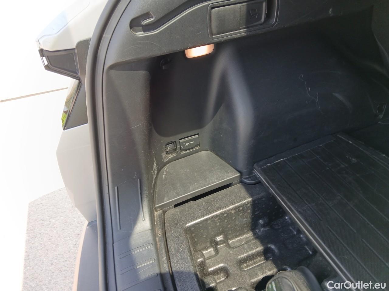  Hyundai  Tucson HYUNDAI  / 2020 / 5P / todoterreno 1.6 TGDI 110kW (150CV) 48V Tecno Sky #6
