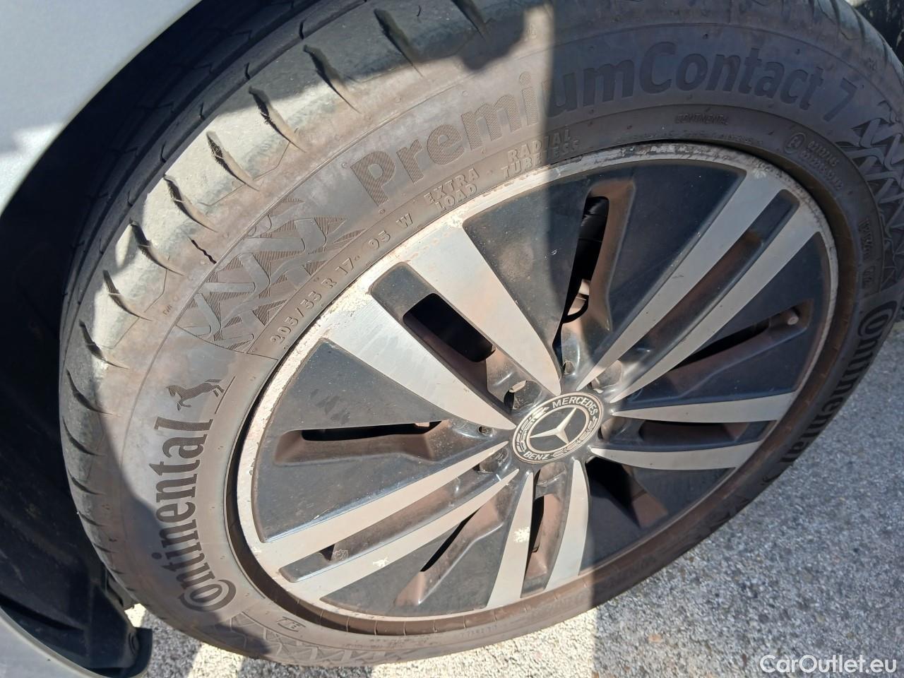  Mercedes  A-Klasse Clase A A 250 e (177.086) 1.3 220CV AT8 E6d #10