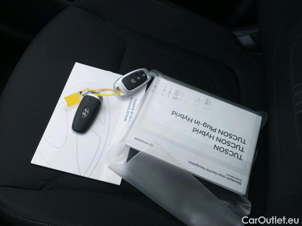  Hyundai  Tucson HYUNDAI  / 2020 / 5P / todoterreno 1.6 TGDI 169kW HEV Tecno Sky Auto #13