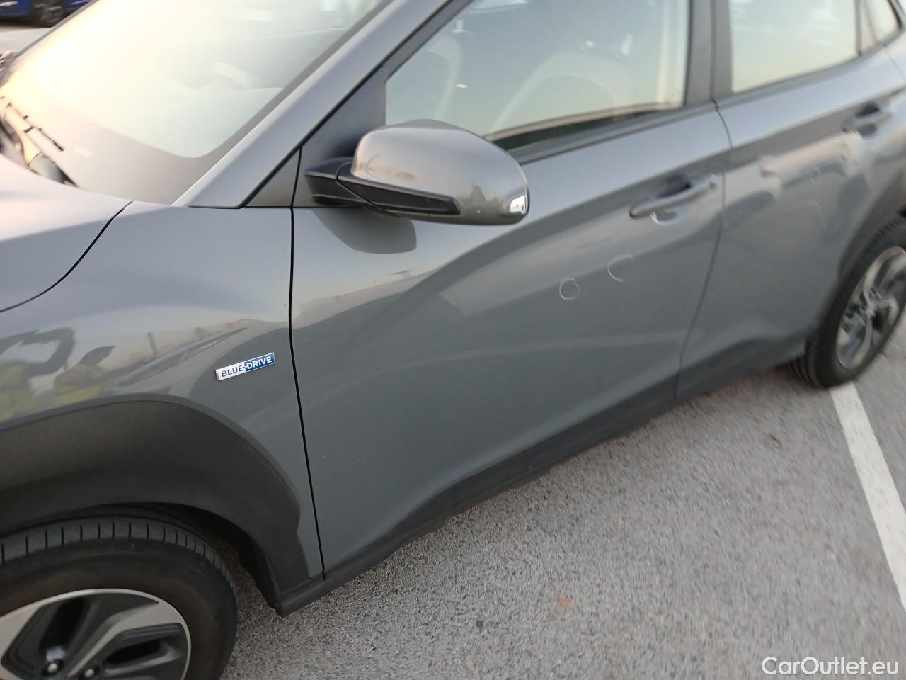  Hyundai  Konna HYUNDAI Kona / 2017 / 5P / todoterreno 1.6 GDI HEV Klass DT #10