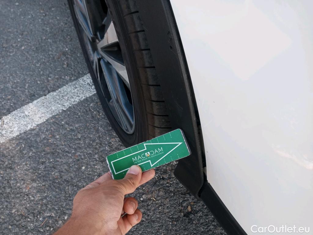  Nissan  Qashqai NISSAN  / 2017 / 5P / todoterreno dCi 150CV (110kW) N-CONNECTA #43