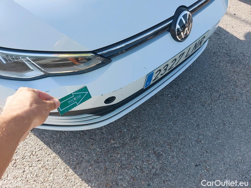  Volkswagen  Golf  VIII Lim. Life eTSI 1.0 TSI 110CV AT7 E6d #7