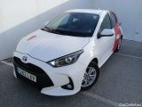  Toyota  Yaris TOYOTA  / 2020 / 5P / berlina con portón 1.5 120H Business Plus 