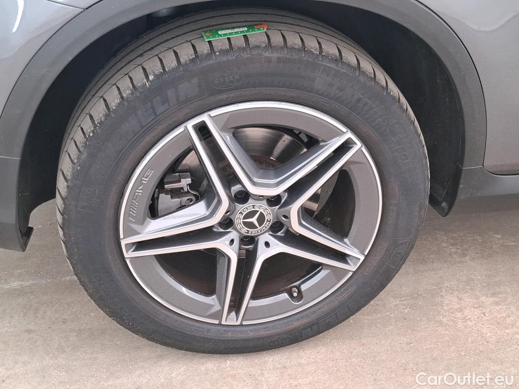  Mercedes  G-Klasee MERCEDES-BENZ GLC / 2019 / 5P / SUV GLC 300 e AMG Line 4Matic #19