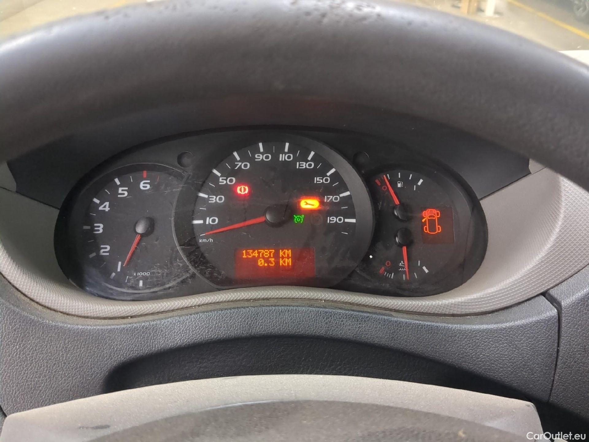  Renault  Master  Fourgon L2H2 3 5 Grand Confort dCi 130CV BVM6 E6 #9