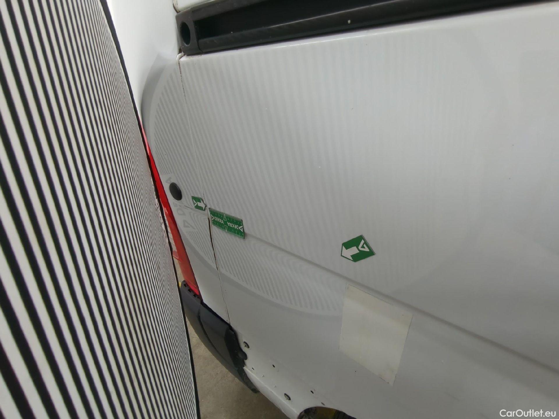  Renault  Master  Fourgon L2H2 3 5 Grand Confort dCi 130CV BVM6 E6 #107