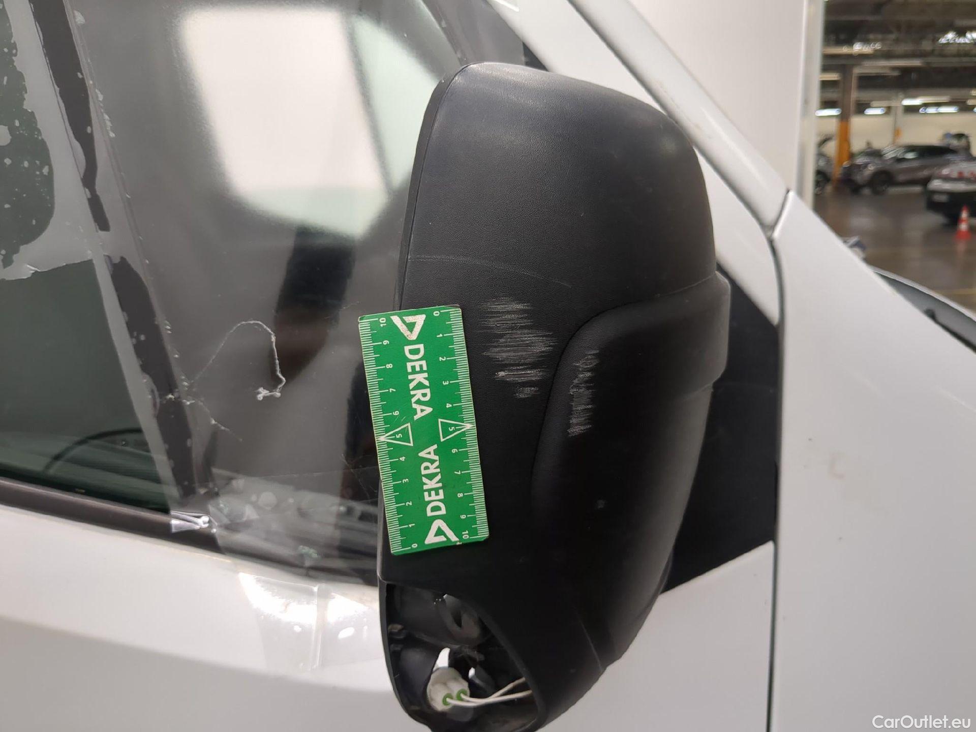  Renault  Master  Fourgon L2H2 3 5 Grand Confort dCi 130CV BVM6 E6 #36