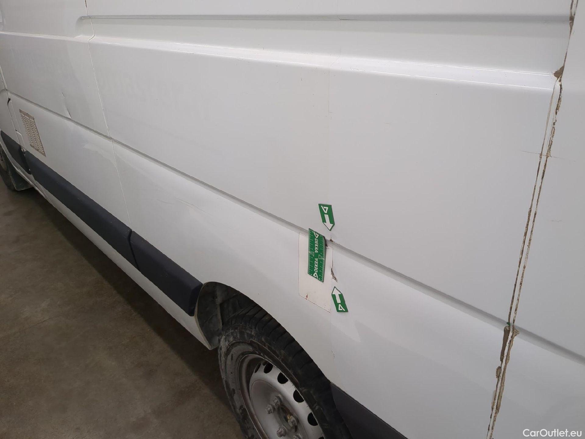  Renault  Master  Fourgon L2H2 3 5 Grand Confort dCi 130CV BVM6 E6 #75