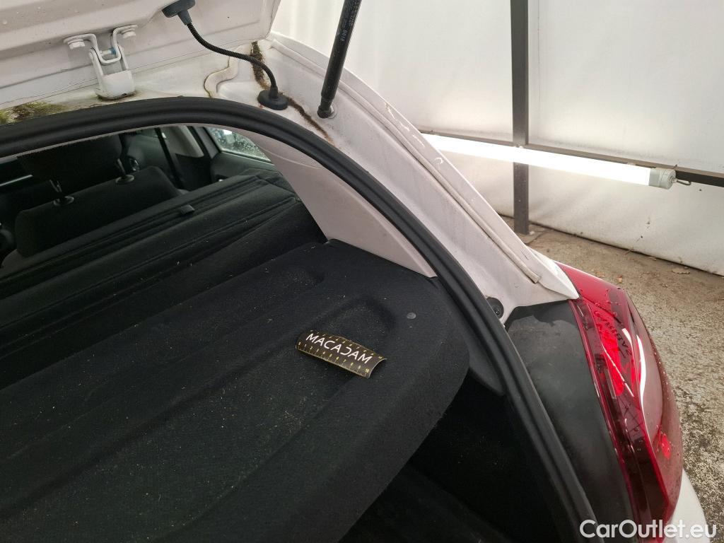  Citroen  C3 CITROEN  Société / 2020 / 5P / Berline / VU BlueHDi 100 SandS BVM6 Feel Nav #21
