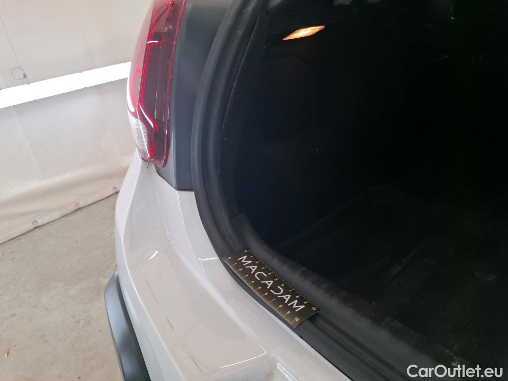  Citroen  C3  Société Feel Nav 1.2 PureTech 80CV BVM5 E6d #9