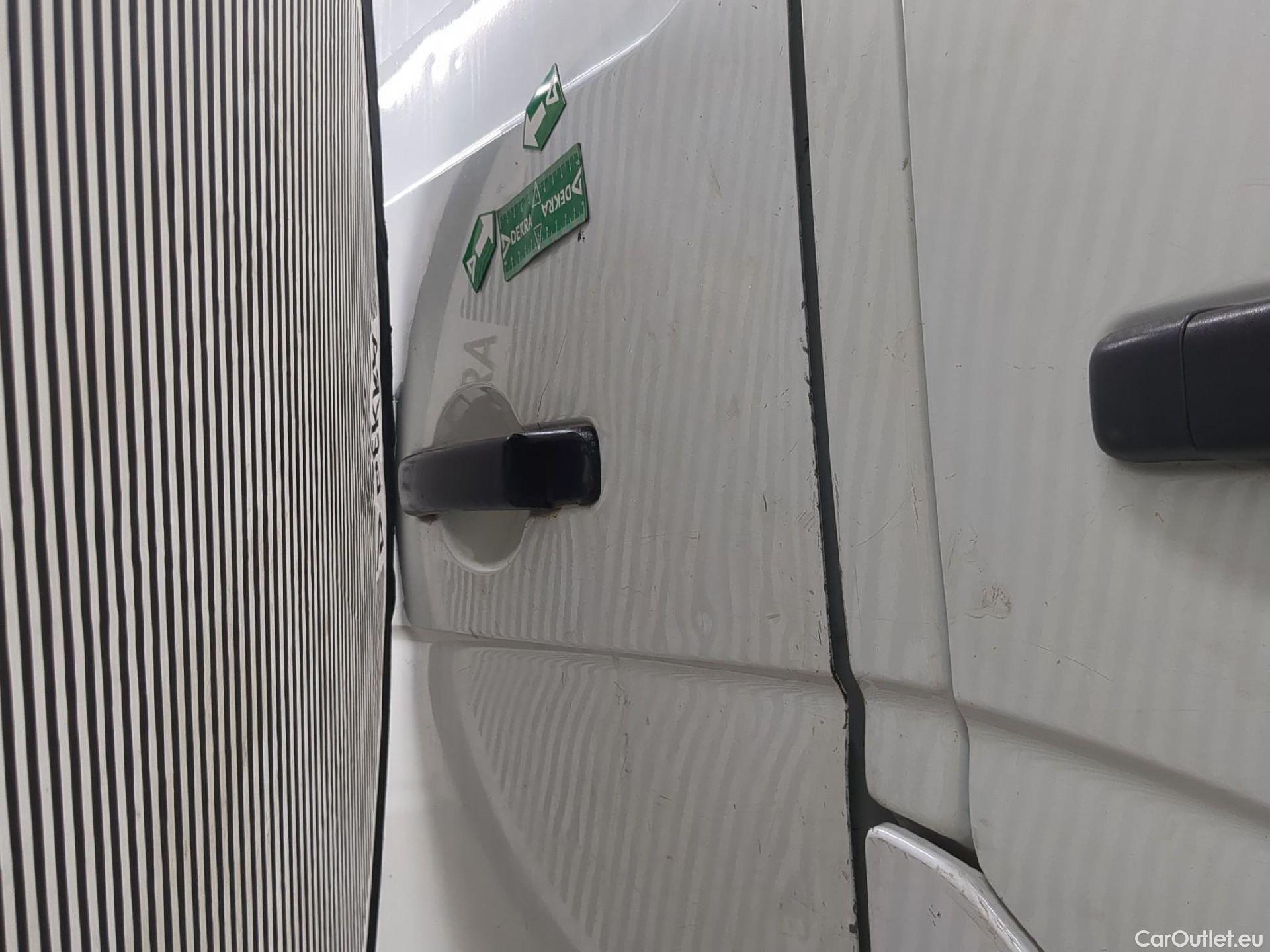  Renault  Master  Fourgon L2H2 3 5 Grand Confort dCi 130CV BVM6 E6 #113